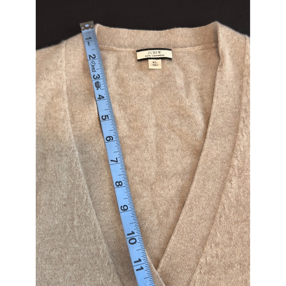 J.Crew Cashmere Patch Pocket cardigan Sweater Women's Tan Preppy Academia XL - Picture 12 of 15